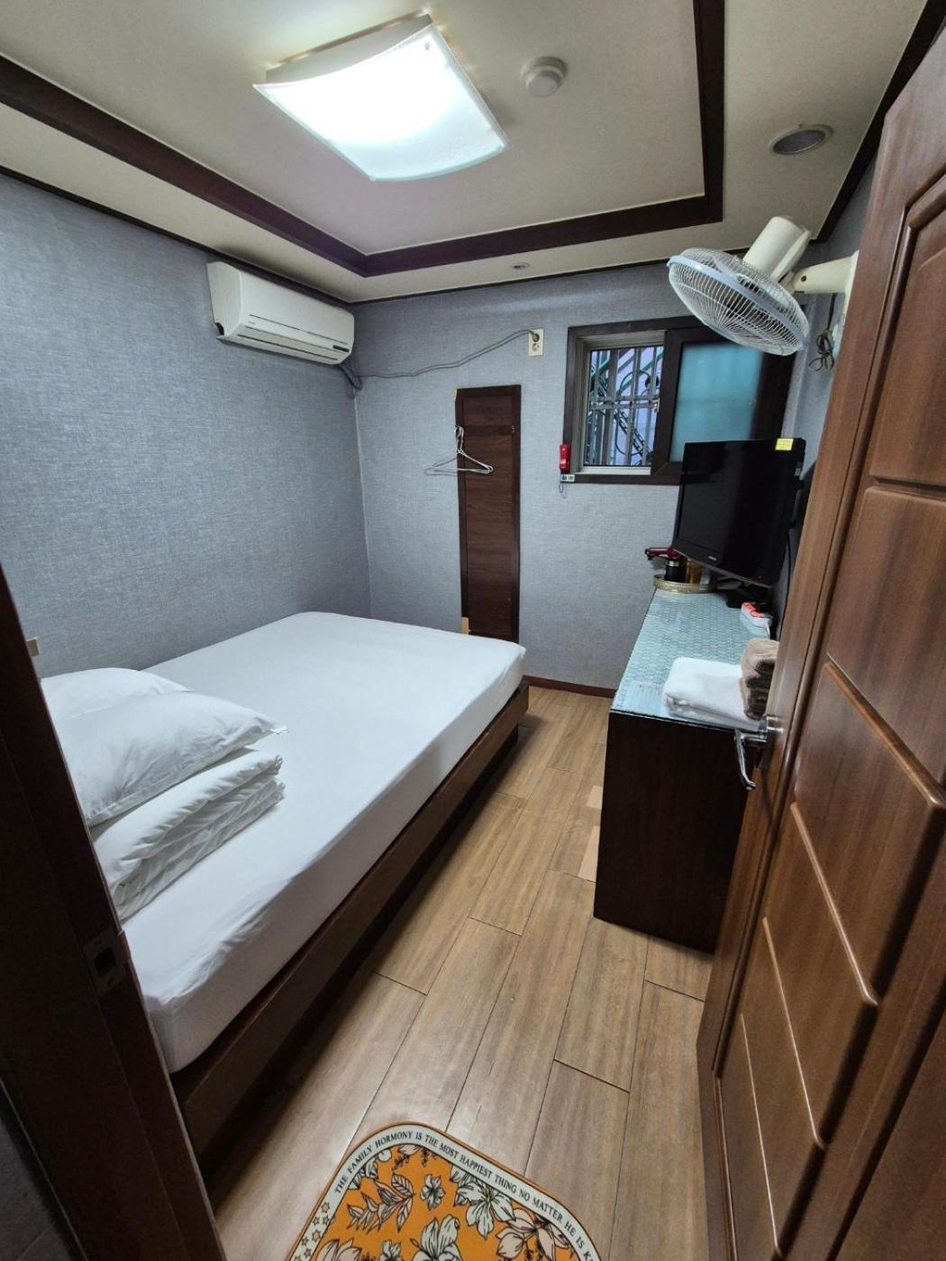 Joyful Stay Seúl Exterior foto